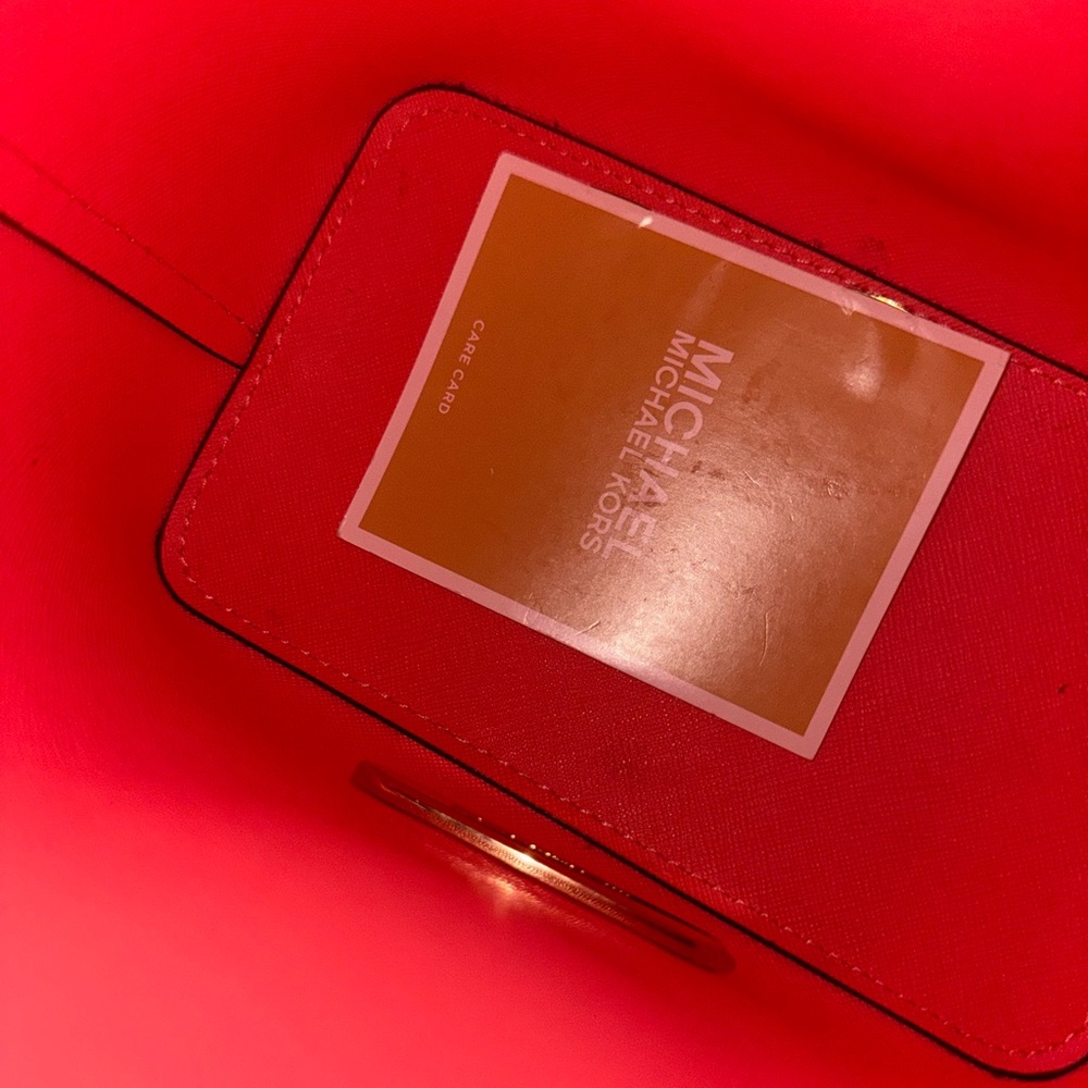small leather michael kors bucket bag - Picture 3 of 5